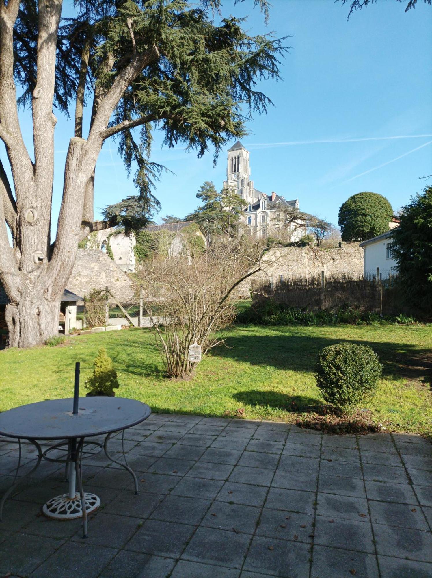 Le Clos Du Prieure Montjean-sur-Loire Exterior foto